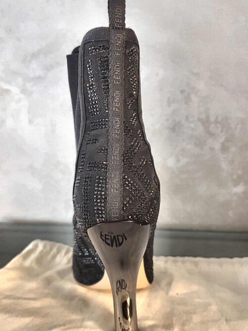 Fendi Tronchetto Rete Strass View 3
